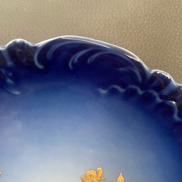 Antique Blue Plate with Gold Hand Painted Design Jean Pouyat in Limoges, France. - Picture 2 of 16